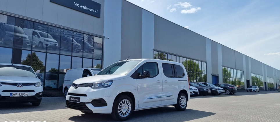 Toyota Proace City Verso cena 189000 przebieg: 5, rok produkcji 2023 z Przemyśl małe 211